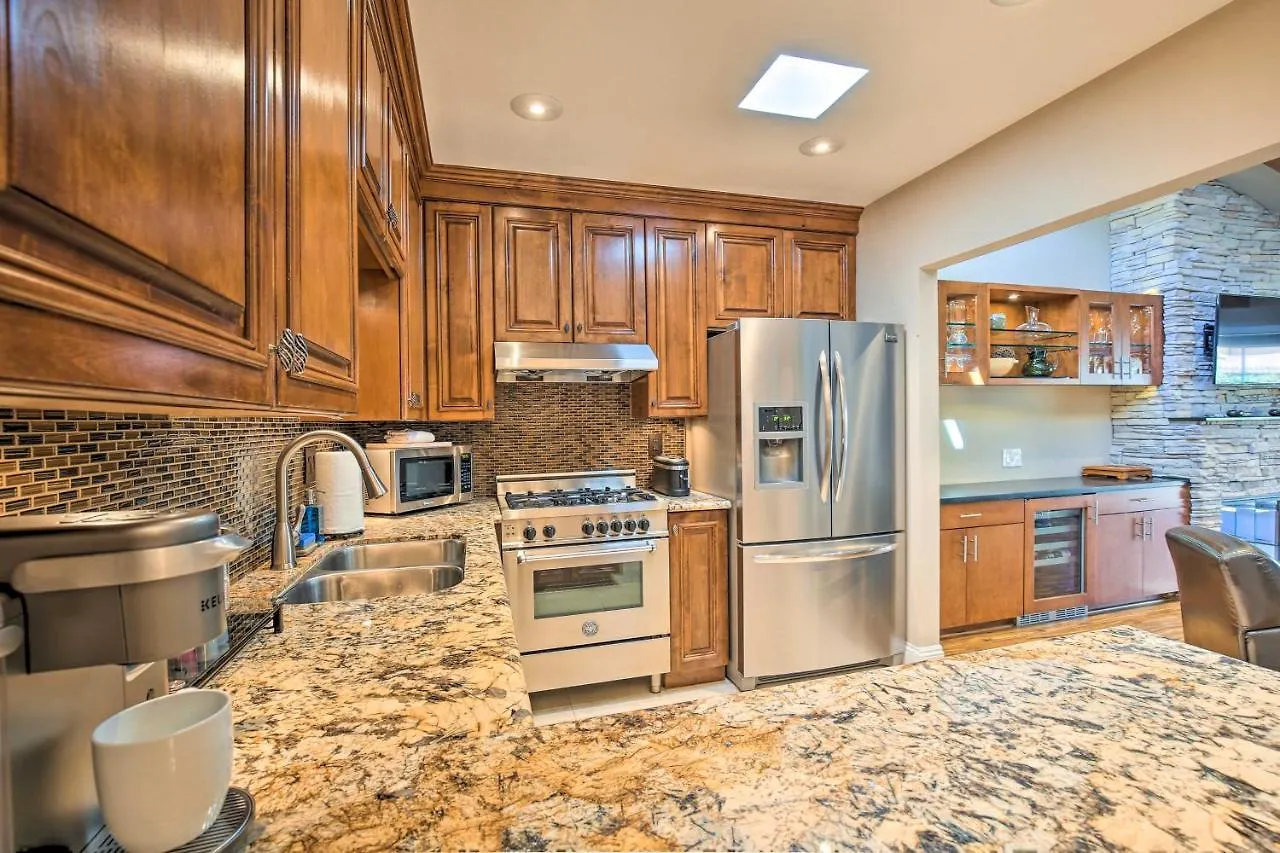 Dtwn Palm Springs Condo Bbq, Pool, Fire Pit, Etc! Διαμέρισμα